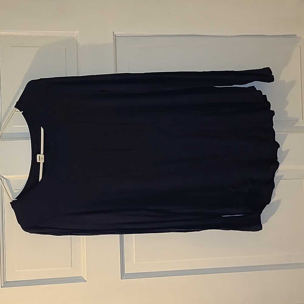 Navy top